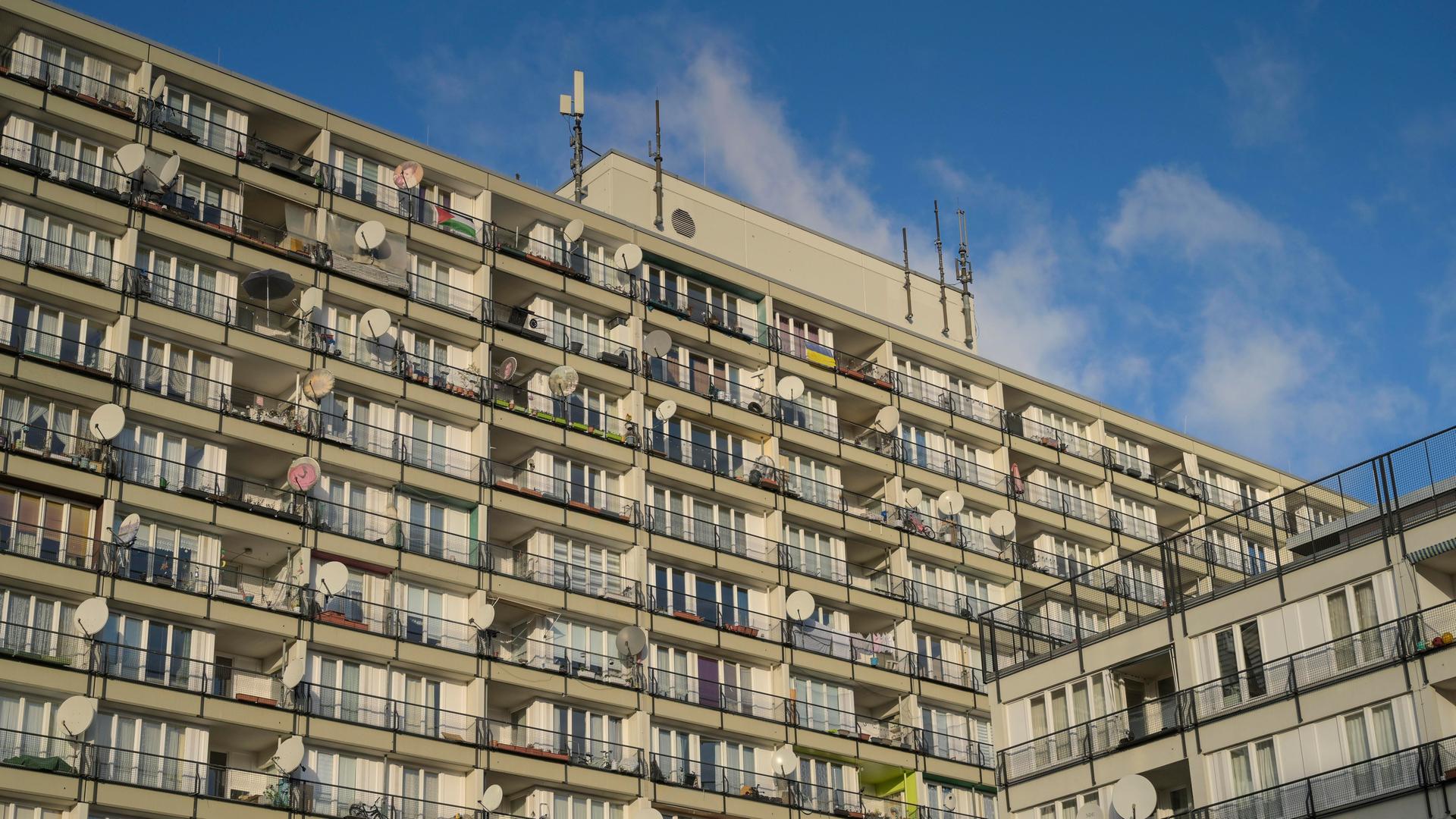 Sozialwohnungen in einem Wohnhaus in der Pallasstraße in Berlin-Schöneberg