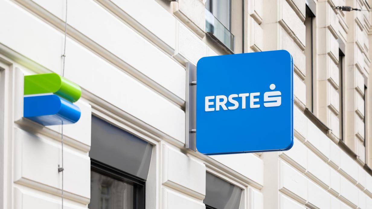 Erste Bank’s New Broker Move: A Polite Eye-Roll Review