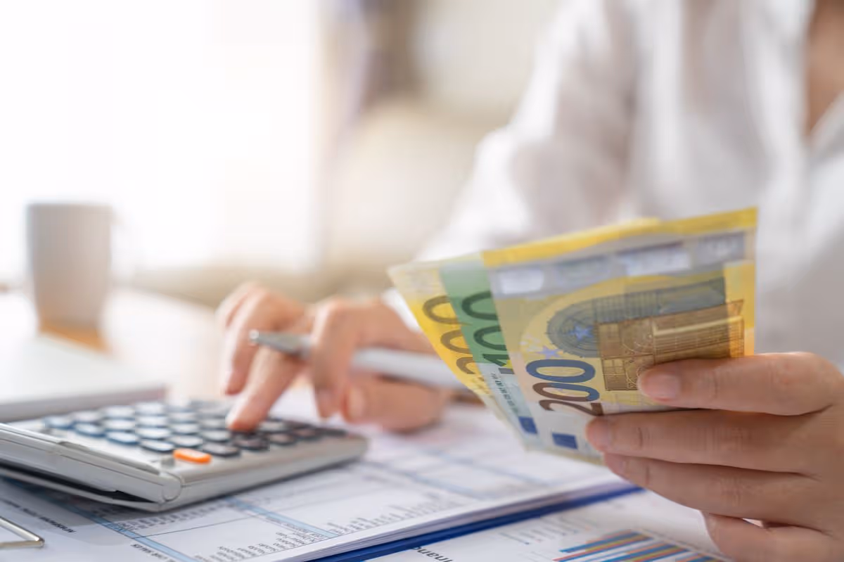 Lump Sum vs. Sparplan: The Austrian Tax Trap Hidden in Your ETF Transfer Strategy