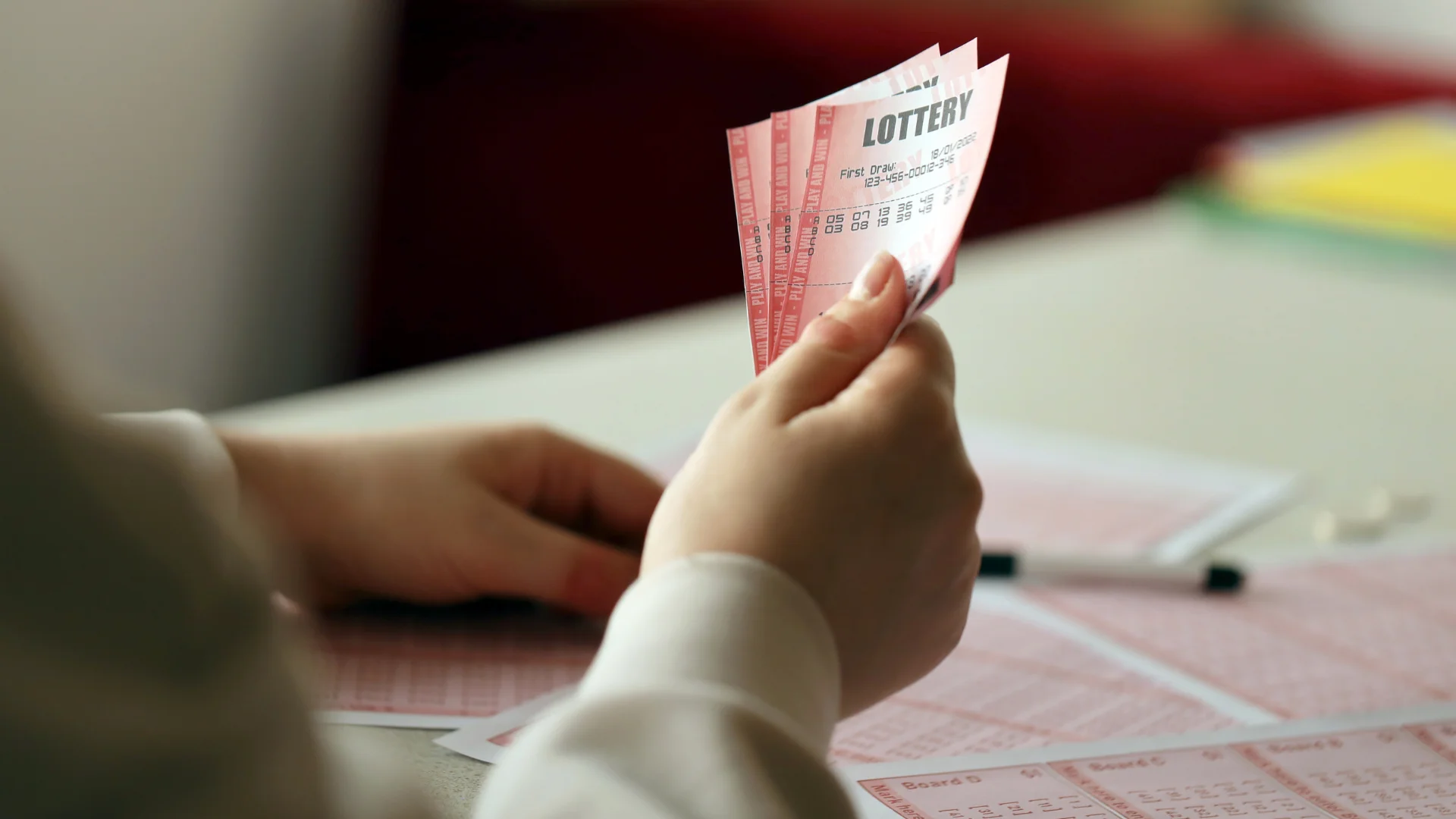Lotto as Investment? The Uncomfortable Math of Buying Hope for €10 a Month